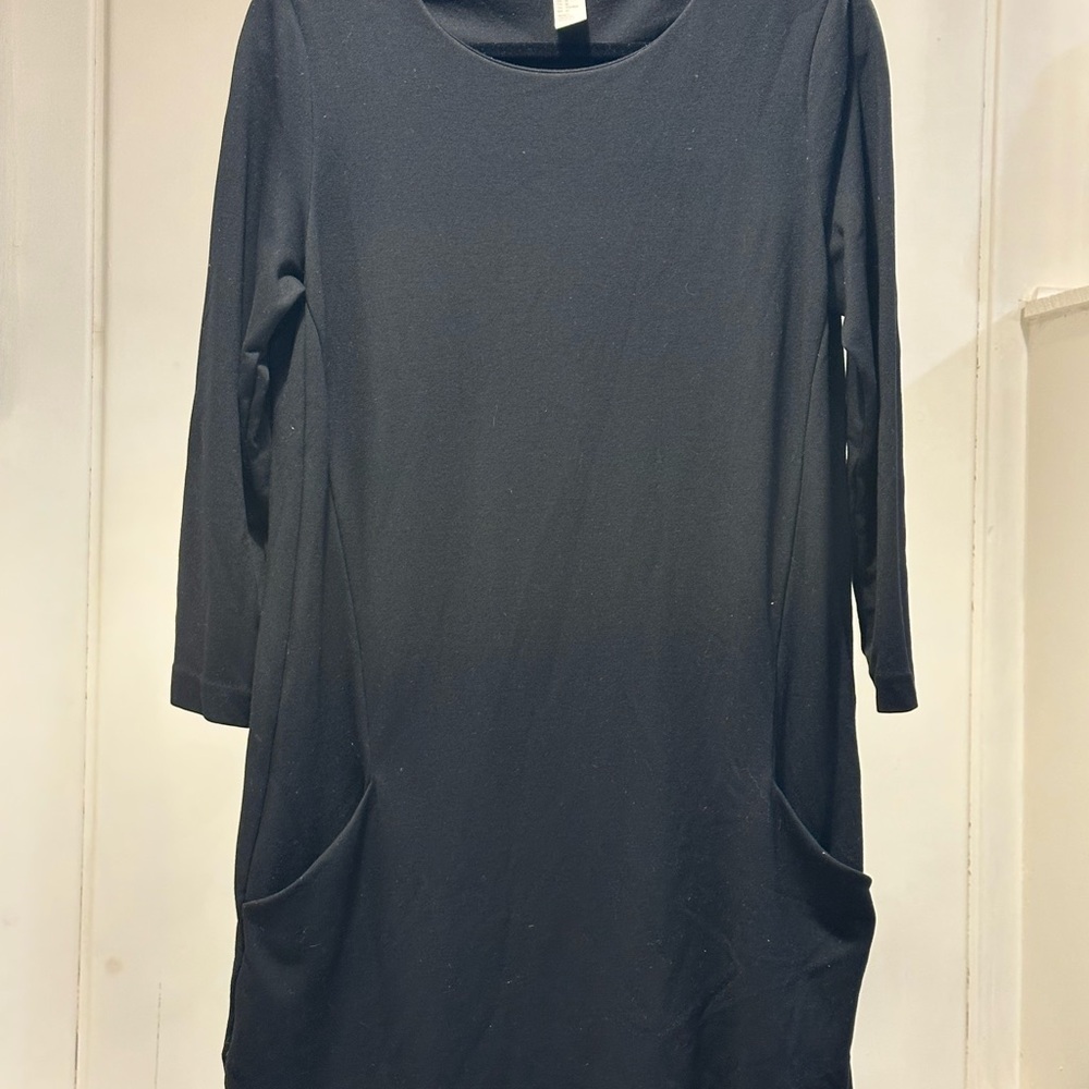 Black Mid-Length Dress with Pockets